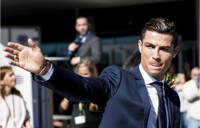 劳塔罗：进球帮助球队取胜是最美好的事；我该微笑时就会微笑（劳塔罗：进球助球队取胜最幸福；该笑时我自然会笑）