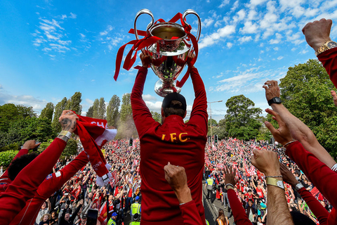 杜兰特连续三场得分上双（杜兰特已连续三战得分上双）