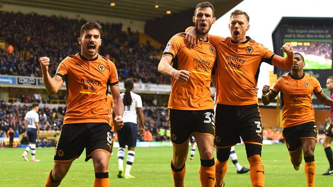 皇马主场0比2塞尔塔，心态失衡红牌左右赛果，三大进攻利器哑火（皇马主场0-2负塞尔塔：心态失衡引发红牌，三大进攻点集体哑火）