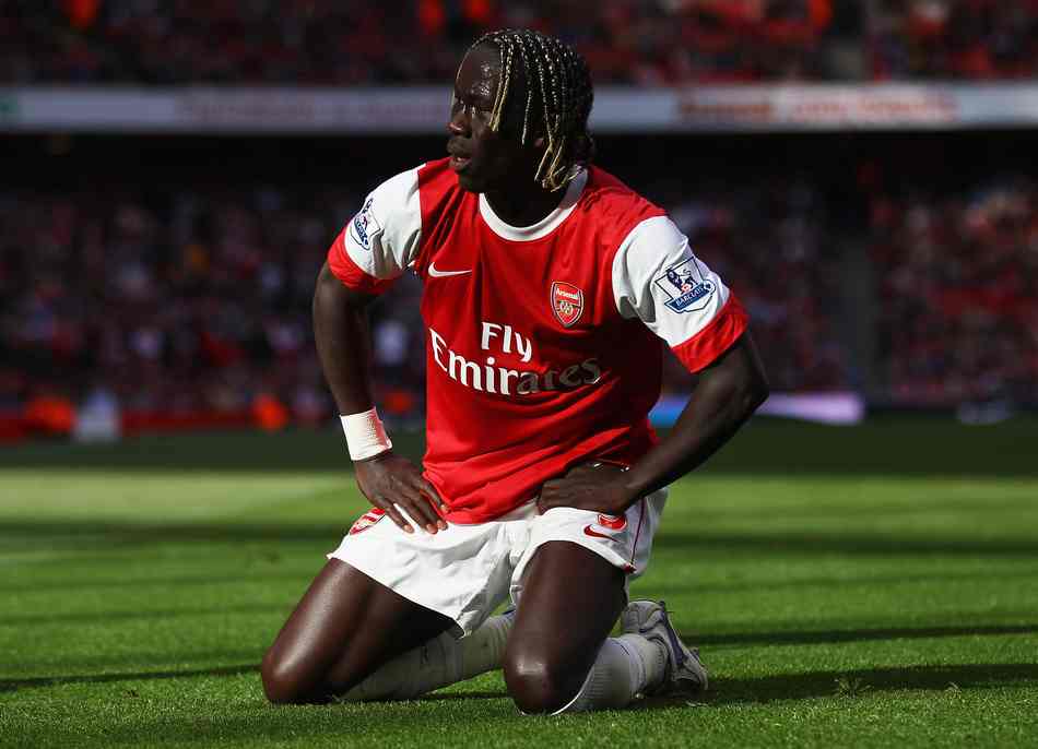 北控主场5分胜山东 新赛季首战开门红（北控主场5分险胜山东，新赛季揭幕战告捷）