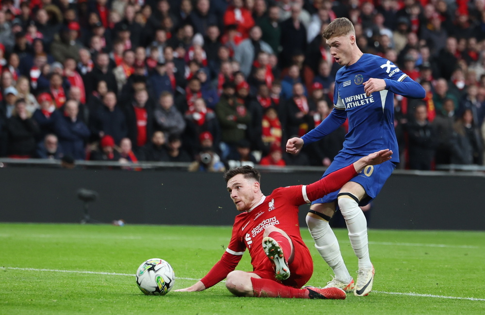 太攀蛇官方：队内得分王麦克维由于孩子出生，缺席今日对阵老鹰（太攀蛇官宣：麦克维喜得贵子，将缺席今日与老鹰之战）