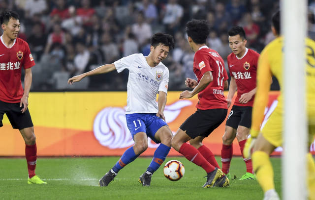 被针对了一整场，却笑到最后（整场遭针对，终成赢家）