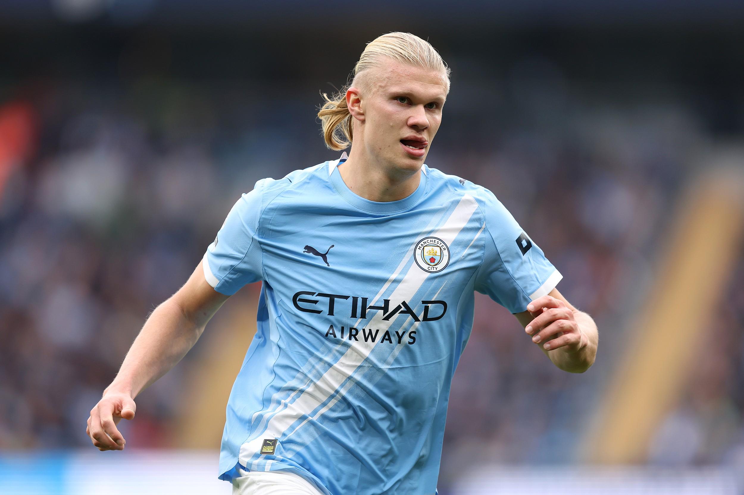 记者：西蒙尼非常欣赏莱万，马竞可能在赛季结束与其签约（记者称西蒙尼青睐莱万，马竞或于赛季末与其签约）