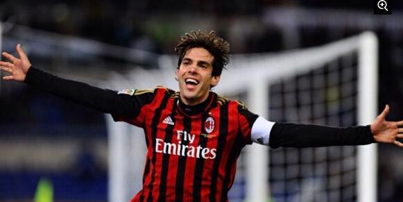 马丁内利：欧冠比赛空间更大，英超有些队喜欢摆大巴所以难踢（马丁内利：欧冠更开放，英超因部分球队摆大巴更难打）