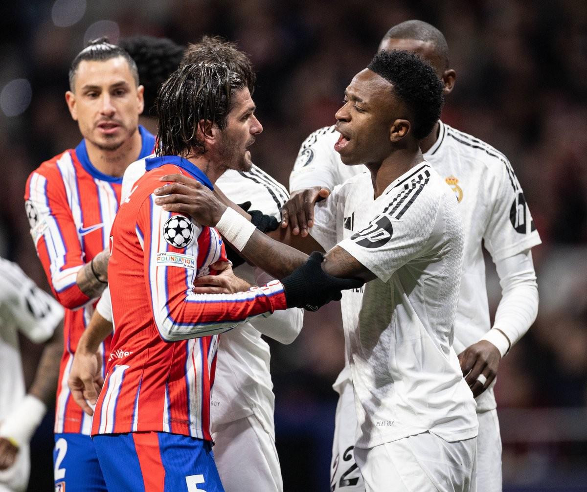 埃尔切老板：阿根廷队的到来纯属偶然，希望梅西能加盟我们（埃尔切老板称阿根廷队意外造访，盼梅西加盟）