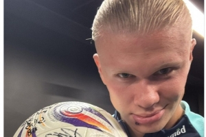 霍芬海姆3-2逆转沃尔夫斯堡，布格尔梅开二度，普罗梅尔传射（霍芬海姆3-2翻盘狼堡：布格尔梅开二度，普罗梅尔传射建功）