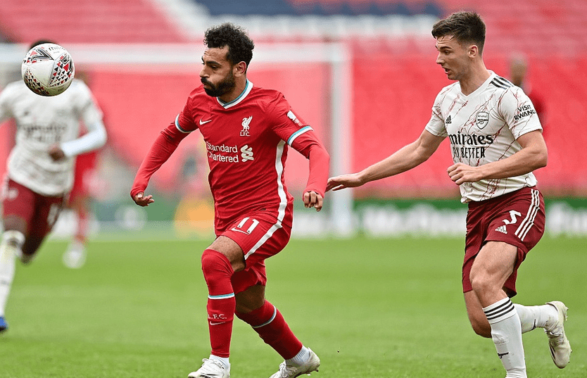 球迷：这球踢得跟动画一样（球迷直呼：这球像动画片一样）